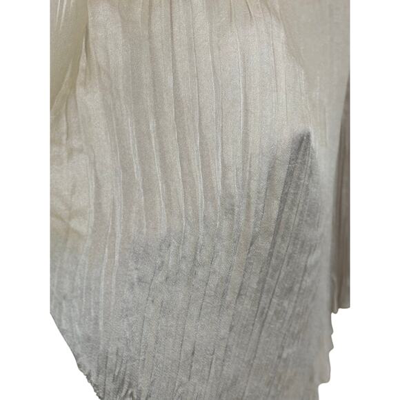 Vince pleated midi skirt, cream, minimalist, classic, luxe casual, feminine - Picture 3 of 5